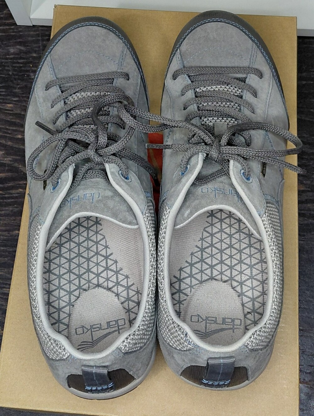 Men's Grey Lace-Up Casual Sneakers with Supportive Sole - Picture 7 of 9